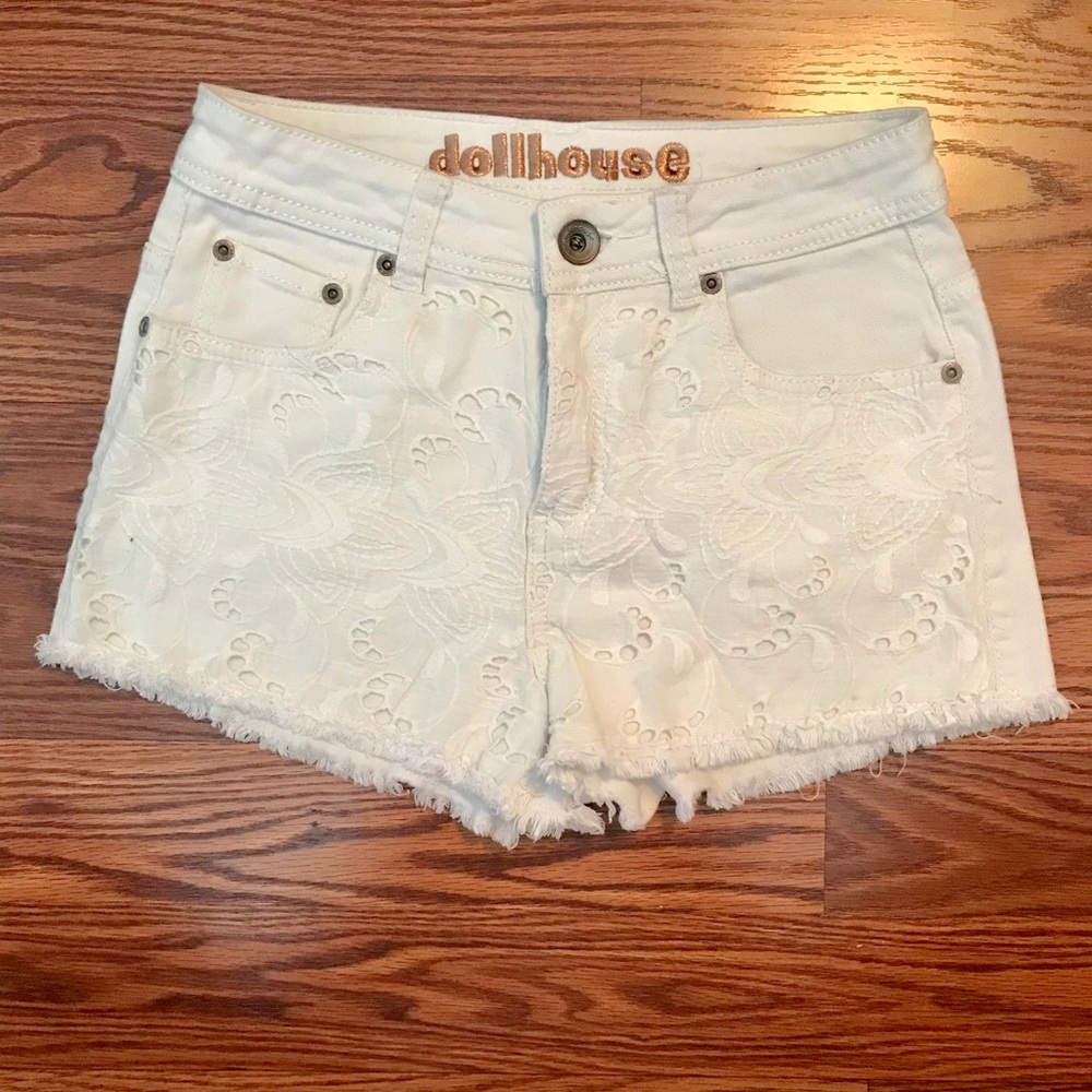 High waisted white shorts with lace front